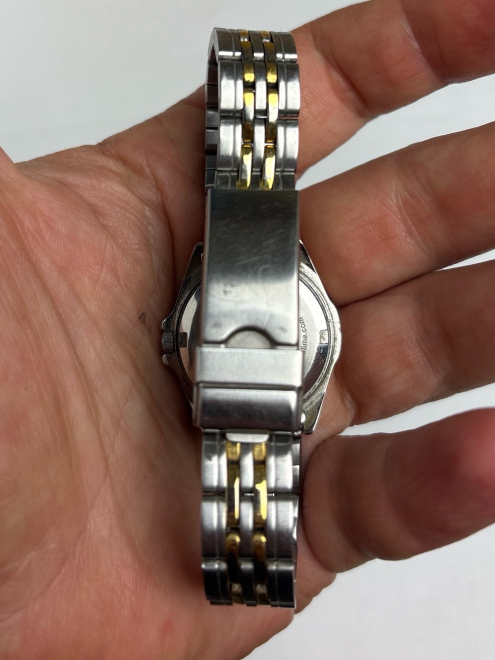 Georgia Bulldogs Hana Time Inc Watch Women Glow In The Dark Sec Uga Wristwatch View 3
